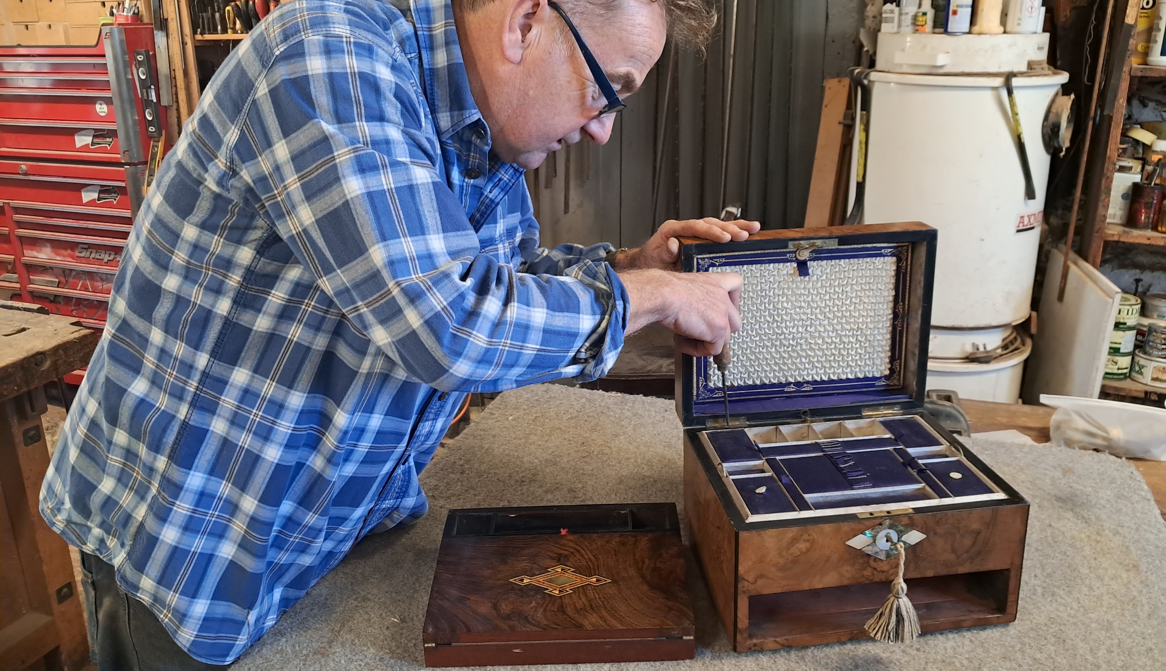 Mark Beddows, Antique Furniture Restorer